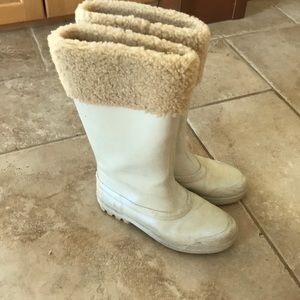 Ugg Rainboots